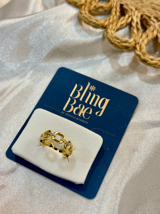 The Interlock Glam Ring