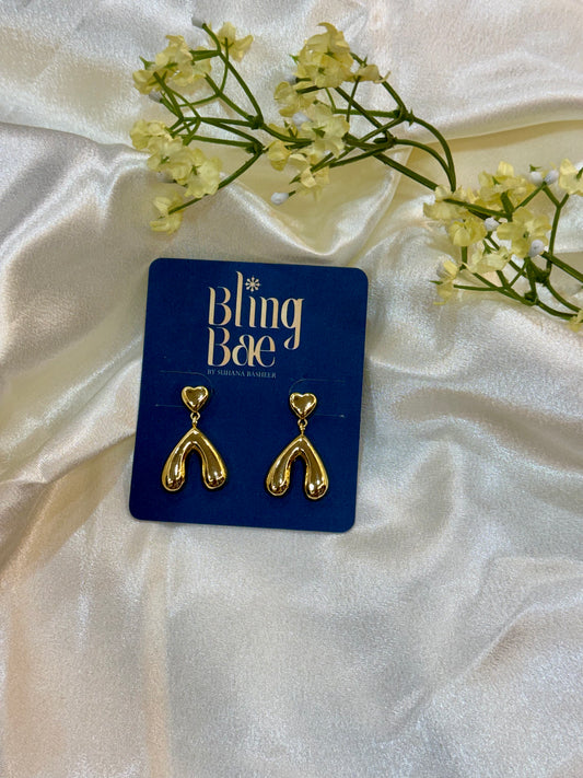 The Heart's Arc Earrings