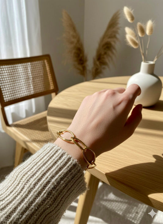 Oval Link Bracelet Gold Colour