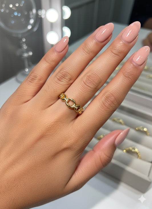 The Infinity Link Ring
